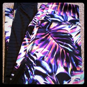 Victoria’s Secret ultimate yoga leggings